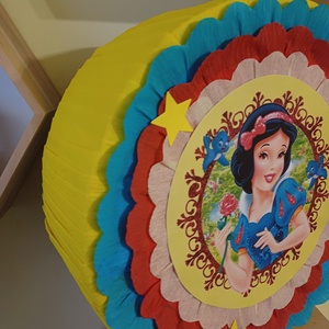 Piñata pinata piniata Alba ca Zapada  - jucării și echipamente pentru copii - jocuri de rol - Artynos.ro