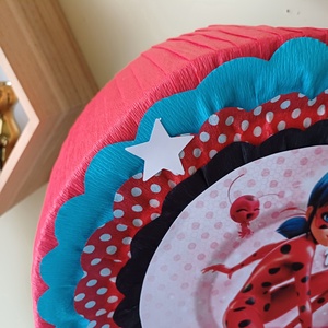 Piñata pinata piniata Lady Bug Miraculos  - jucării și echipamente pentru copii - jocuri de mișcare - Artynos.ro
