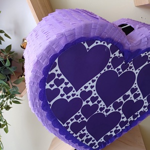 Piñata pinata piniata Inimioară Mov - jucării și echipamente pentru copii - jocuri de mișcare - Artynos.ro
