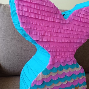 Piñata pinata piniata Mermaid tail coada de Sirena - jucării și echipamente pentru copii - jocuri de mișcare - Artynos.ro