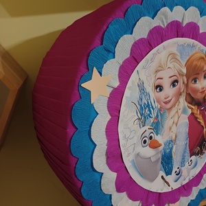Piñata pinata piniata Ana si Elsa Frozen  - jucării și echipamente pentru copii - jocuri de rol - Artynos.ro