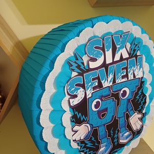 Piñata pinata piniata Six Seven 67 - jucării și echipamente pentru copii - jocuri de mișcare - Artynos.ro