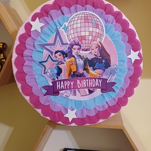 Piñata pinata K-Pop  - jucării și echipamente pentru copii - jocuri de mișcare - Artynos.ro