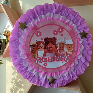 Piñata pinata Roblox girl  - Artynos.ro