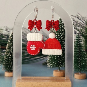 Cercei argint 925 cu mănușa și căciula lui Moș Crăciun - crăciun - cadouri de moș crăciun - cadouri de moș crăciun - Artynos.ro