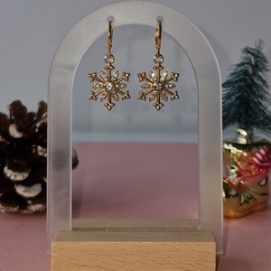 Cercei placati cu aur 18K cu fulgi aurii, Craciun, Cadouri de Mos Craciun, Cadouri de Mos Craciun, Altele, ARTYNOS