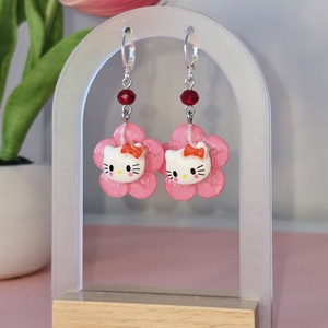 Cercei argint 925 cu Hello Kitty - bijuterii - cercei - cercei din argint - Artynos.ro