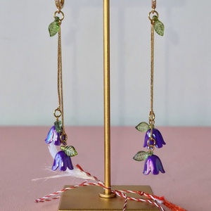 Cercei "Vestirea Primaverii" cu lalele mov, Bijuterii, Martisor, Confectionarea bijuteriilor, Lalele, lalele, frumoasele mele lalele! 🌷
Inchizatorile sunt confectionate din cupru si contin piet..., ARTYNOS