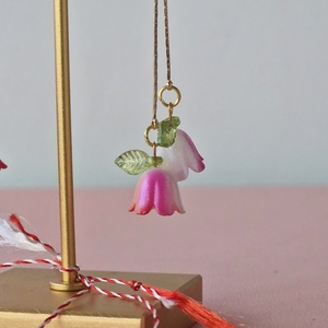 Cercei Vestirea Primăverii cu lalele albe cu nuanțe roz - bijuterii - mărțișor - Artynos.ro