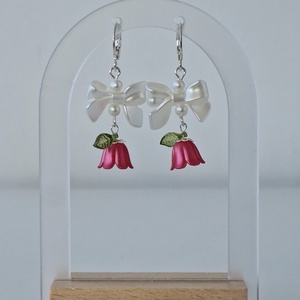 Cercei Mărțișor cu fundițe si lalele roșii - bijuterii - cercei - cercei din argint - Artynos.ro