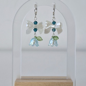 Cercei Vis albastru cu lalele albastre - bijuterii - cercei - cercei din argint - Artynos.ro