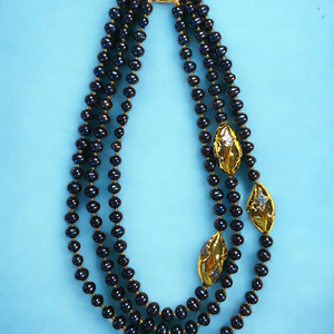 Colier perle naturale negre placate cu aur - bijuterii - coliere - coliere de perle - Artynos.ro