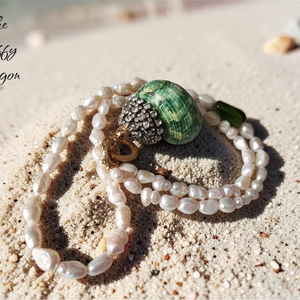 Colier perle de cultura cu pandantiv melc natural, Bijuterii, Coliere, Coliere din perle, Confectionarea bijuteriilor, ARTYNOS