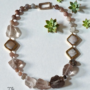 Colier unicat, brutalist, piatra lunii, cuart brut, perle cultura, Bijuterii, Coliere, Coliere din pietre semipretioase, Confectionarea bijuteriilor, ARTYNOS