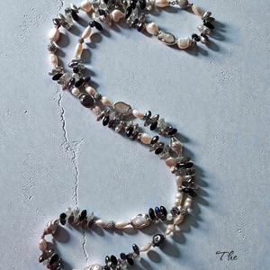 Colier lung, office, perle de cultura si margele - bijuterii - coliere - coliere din mărgele - Artynos.ro