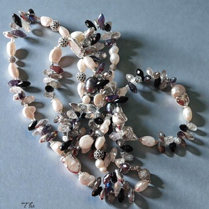 Colier lung, office, perle de cultura si margele - bijuterii - coliere - coliere din mărgele - Artynos.ro