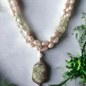 Colier unicat din perle, prehnit si cuart - bijuterii - coliere - coliere din perle - Artynos.ro