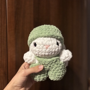 Iepuraș de paște în salopetă - decor de sărbători - decorațiuni de paște - iepuraș de paște - Artynos.ro