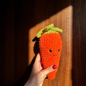 Morcov crosetat - jucării și echipamente pentru copii - plușuri - figurine de pluș - Artynos.ro