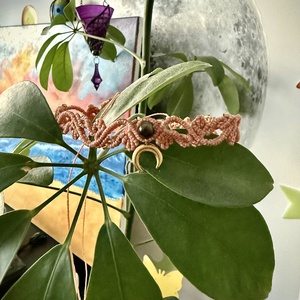 Esenta Feminitatii: Choker Celestial cu Ochi de Soim  si Simbolul Lunii , Bijuterii, Coliere, Chockere, Impletitura, Impletituri, broderie cu margele, ARTYNOS