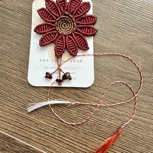 Brosa Martisor Granat , Accessorii si unelte, Brosa, cerc, incuietoare, Impletitura, Impletituri, broderie cu margele, ARTYNOS