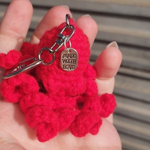 Caracatita Breloc Crosetat  - genți și portofele - accesorii genți - breloc - Artynos.ro