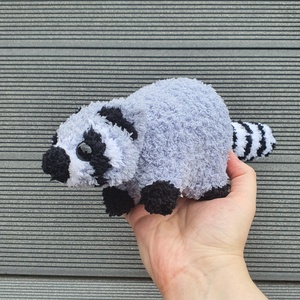 Raton pufos Crosetat - Artynos.ro