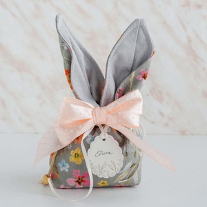 Săculeț personalizat reversibil pentru dulciuri cu urechi de iepuraș - jucării și echipamente pentru copii - saci și seturi pentru copii - accesorii pentru copii - Artynos.ro