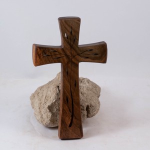 Cruce din lemn cu model, cruce de perete  - casă & stil de viață - accesorii religioase - cruce - Artynos.ro