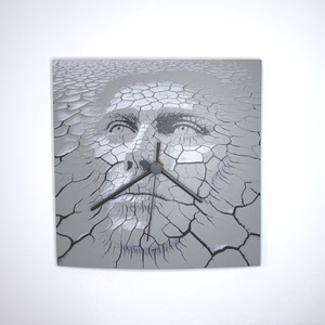 Ceas de perete Timpul Nu Iartă  când secundele curg, dar crăpăturile rămân! - casă & stil de viață - accesorii pentru decorat casa - decorațiuni de pereți, decorațiuni suspendate - ceasuri de perete - Artynos.ro
