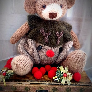 Ursuleț, mic, de Crăciun, jucărie tricotată. handmade. - accesorii de crăciun - cadouri de crăciun - Artynos.ro