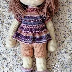 Papusa crosetata, jucărie crosetata, handmade, Cadou Craciun, cadou fetite, cadou zi nastere - jucării și echipamente pentru copii - plușuri - păpușă croșetată, păpușă de pluș - Artynos.ro