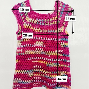 Set croșetat manual pentru fetiță � rochiță și pălărioară multicolore, 4�5 ani - îmbrăcăminte și modă - haine bebeluși și copii - rochii fetițe - Artynos.ro