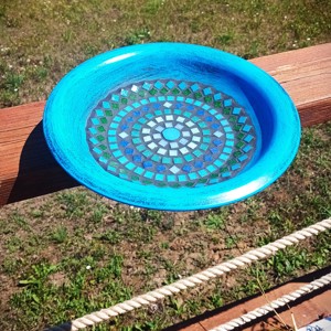 REKREDENC - hranitor pentru pasari din mozaic realizat manual - poate fi montat pe balustrada (42), Casa & Stil de viata, Accesorii de gradina, Hranitoare pentru pasari, Mozaic, ARTYNOS