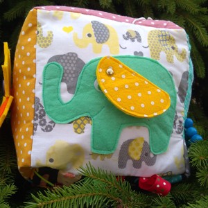 Cub pentru copii, jucarie moale, jucarie Montessori, jucarie pentru calatorii, Jucarii si echipamente pentru copii, Jucarii bebelusi, Cub pentru copii, Cusatura, ARTYNOS
