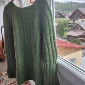 Pulovar barbatesc/unisex - îmbrăcăminte și modă - haine bărbați - pulover bărbați - Artynos.ro