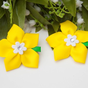 Agrafa de par in forma de floare  - Galben - Artynos.ro