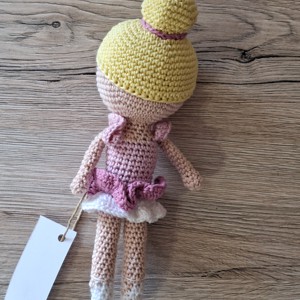 Dorottya, balerină amigurumi -  - Artynos.ro