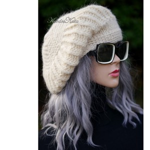 BORBÁLA/ fildeș - șapcă exclusivă tricotată manual din alpaca groasă - îmbrăcăminte și modă - eșarfe, pălării, fularuri - căciulă - Artynos.ro