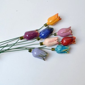Floare de lalea din ceramică, floare artizanală din ceramică -  - Artynos.ro