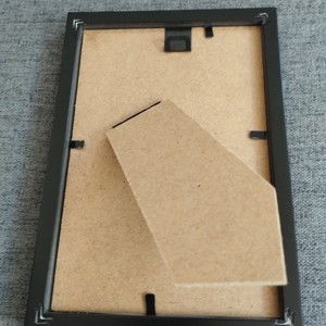 Imagine cu o linie cusută încrucișată cu galerie de inimi -  - Artynos.ro