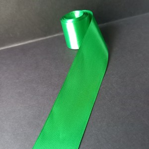 Panglică din satin pentru decorare, cu lățimea de 3,8 cm  -  - Artynos.ro