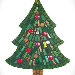 Mozaic pom de Crăciun decorare de perete - decorare mozaic de sticlă realizate manual pe o bază de lemn - crăciun - decorațiuni de crăciun de casă - decorațiuni pentru ușă de crăciun - Artynos.ro