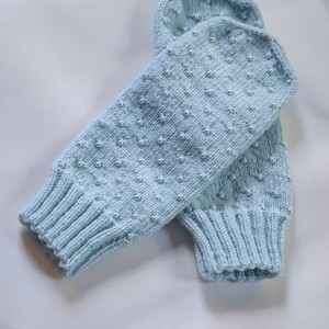 Mănuși tricotate manual cu împodobire cu mărgele -  - Artynos.ro