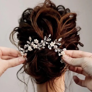 Accesoriu par mireasa 'Alma' - accesorii nuntă - ornamente de păr de nuntă - accesorii păr nuntă - Artynos.ro