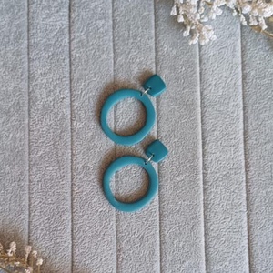 Cercei Teal Blue Hoops - bijuterii - cercei - cercei și ornamente pentru urechi - Artynos.ro
