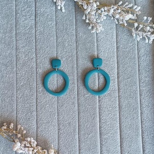 Cercei Teal Blue Hoops - bijuterii - cercei - cercei și ornamente pentru urechi - Artynos.ro