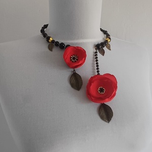 Colier Roses - bijuterii - coliere - coliere statement - Artynos.ro