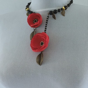 Colier Roses - bijuterii - coliere - coliere statement - Artynos.ro