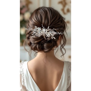 Pieptan mireasa elegant - accesorii nuntă - ornamente de păr de nuntă - accesorii păr nuntă - Artynos.ro